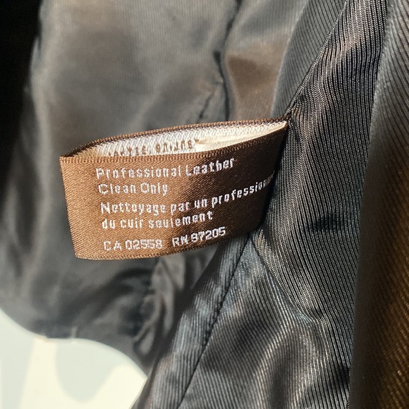 Authentic vintage 90s Danier Leather women’s fitted jacket - Picture 9 of 10